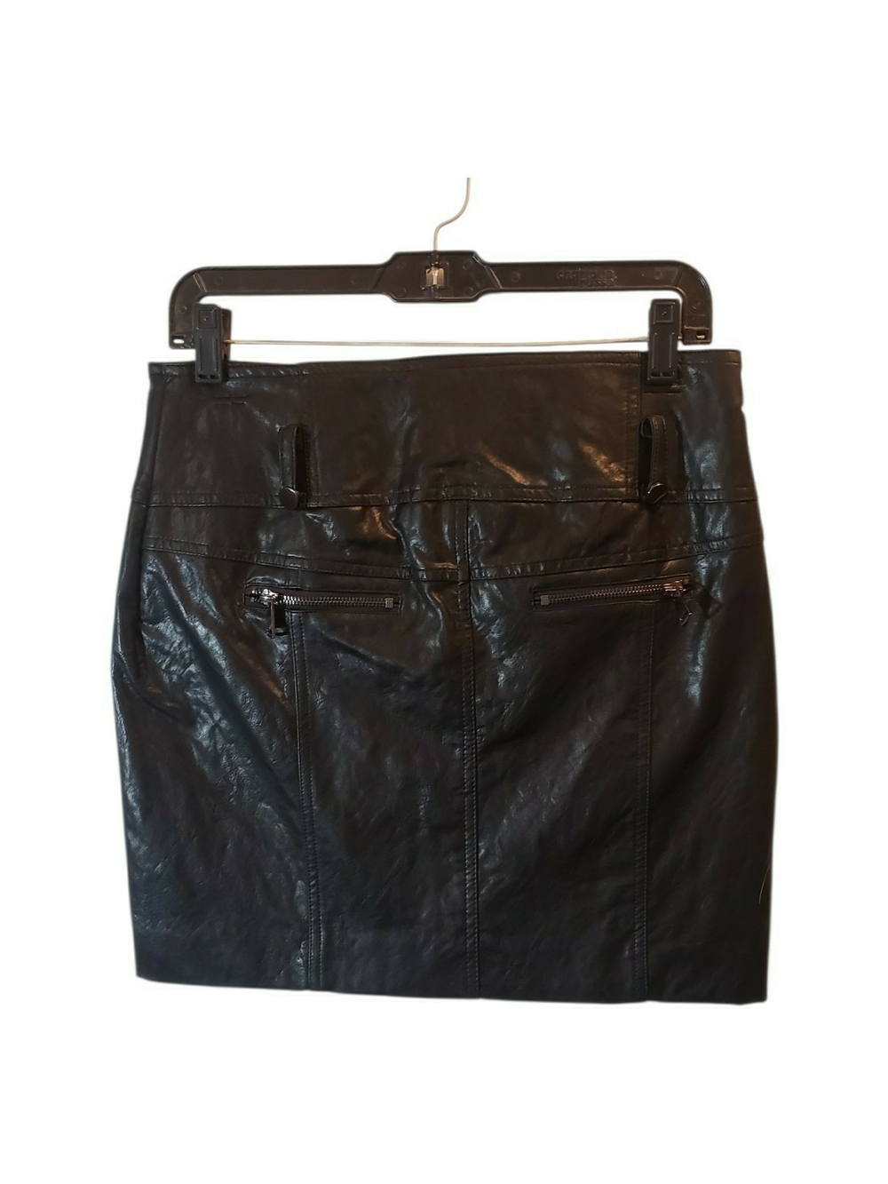 Womens black faux leather pencil skirt - med